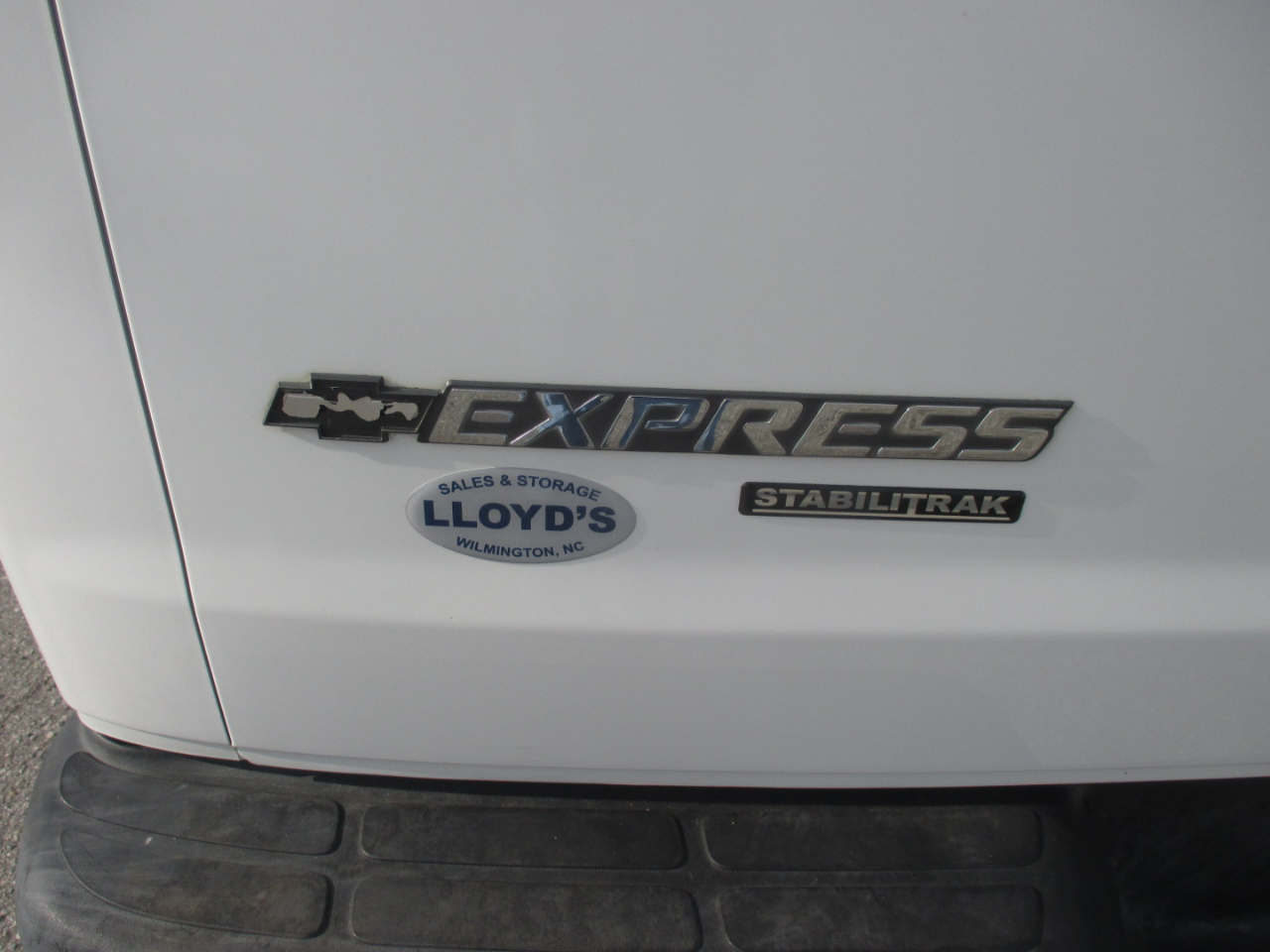 Chevrolet Express Passenger RWD 3500 155" LT w/1LT 2014