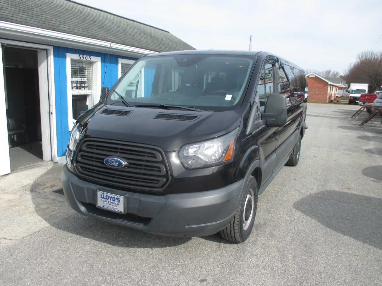 2018 Ford Transit Passenger Wagon T-350 148" Low Roof XLT Sliding RH Dr