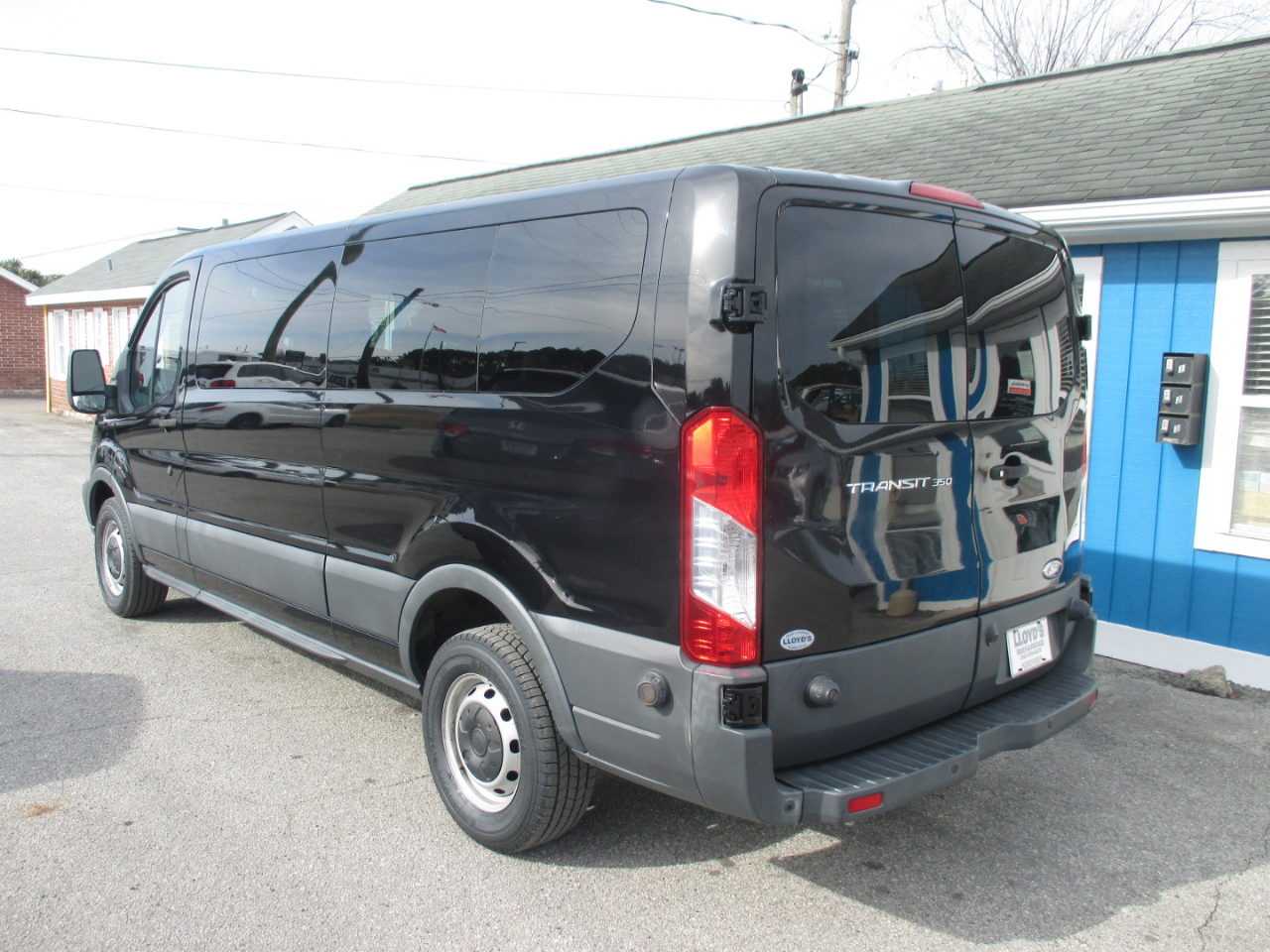 Ford Transit Passenger Wagon T-350 148" Low Roof XLT Sliding RH Dr 2018