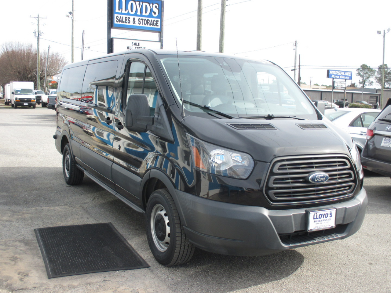 Ford Transit Passenger Wagon T-350 148" Low Roof XLT Sliding RH Dr 2018