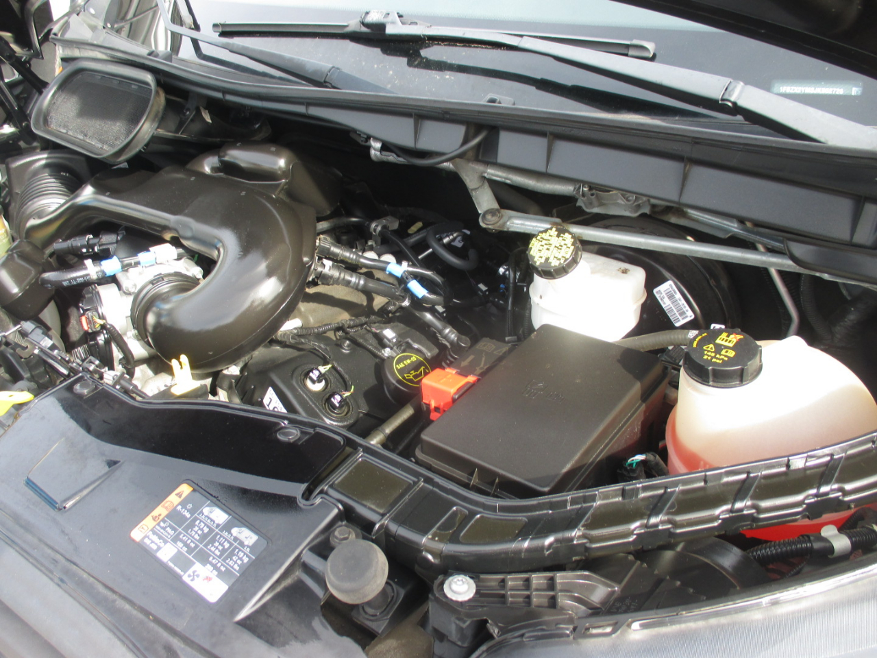 Ford Transit Passenger Wagon T-350 148" Low Roof XLT Sliding RH Dr 2018