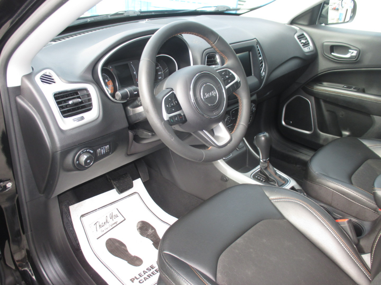 Jeep Compass Latitude FWD 2021