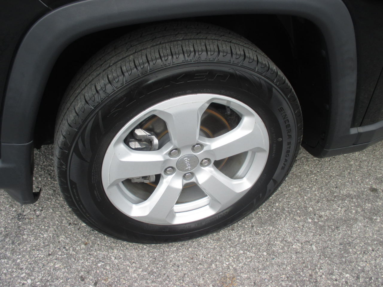 Jeep Compass Latitude FWD 2021