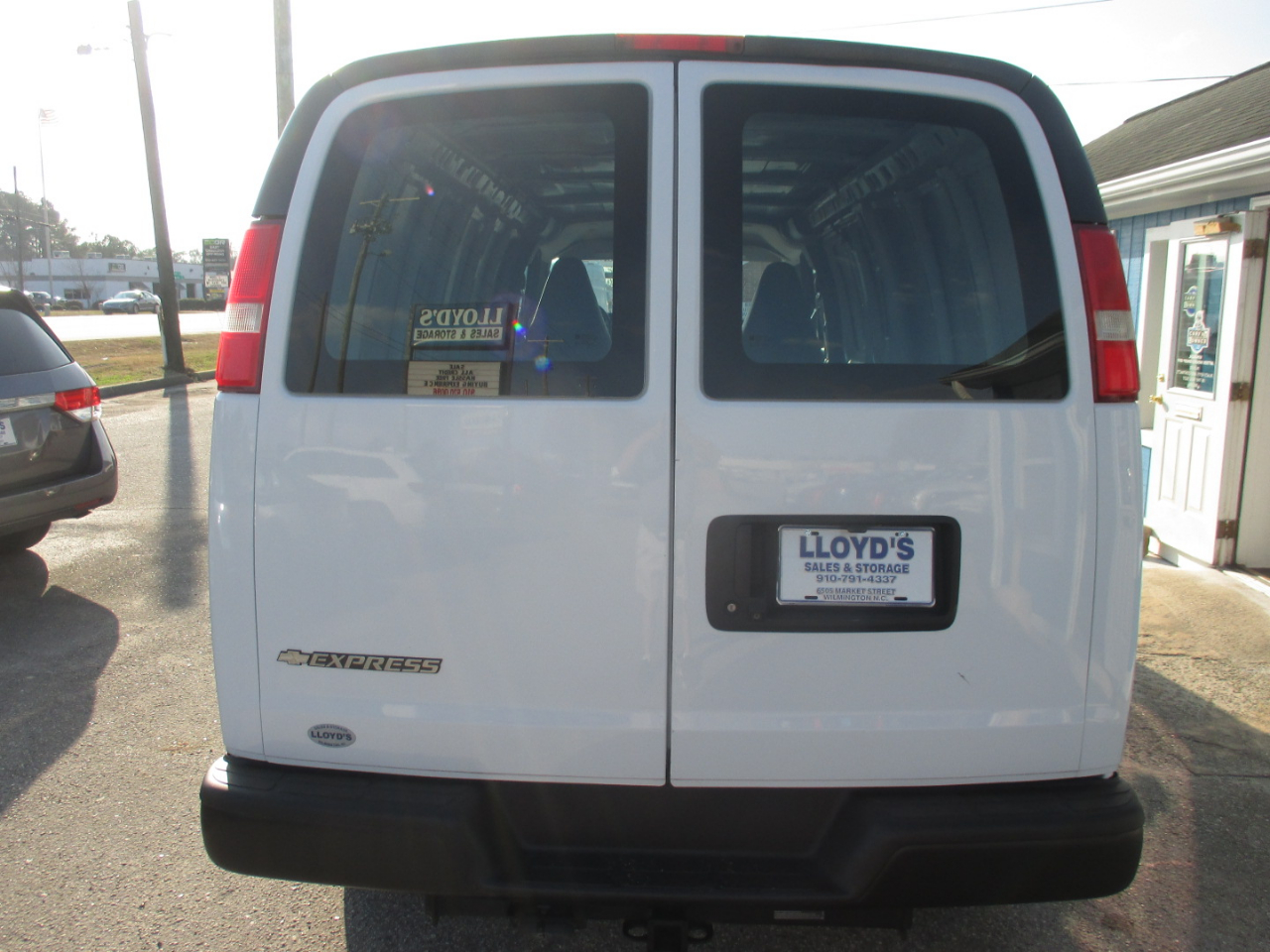 Chevrolet Express Cargo Van RWD 3500 155" 2018