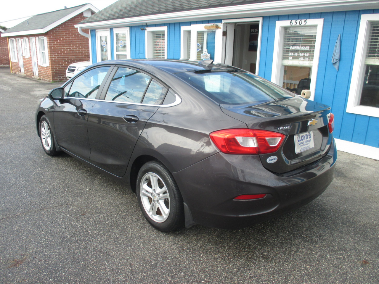 Chevrolet Cruze 4dr Sdn 1.4L LT w/1SD 2017