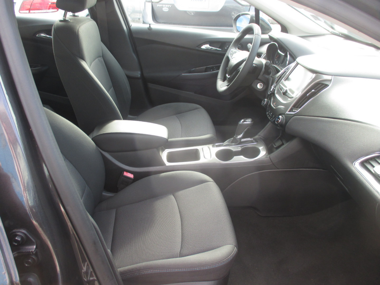 Chevrolet Cruze 4dr Sdn 1.4L LT w/1SD 2017