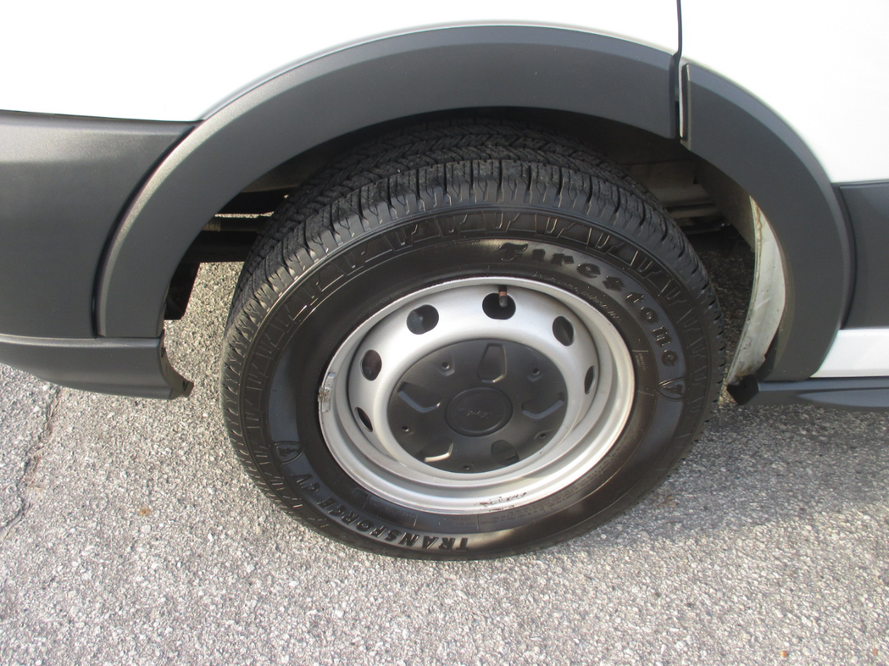 Ford Transit Passenger Wagon T-150 130" Low Roof XLT Swing-Out RH Dr 2018