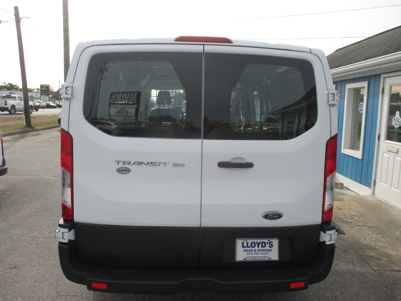 Ford Transit Cargo Van T-150 130" Low Rf 8600 GVWR Swing-Out RH Dr 2015