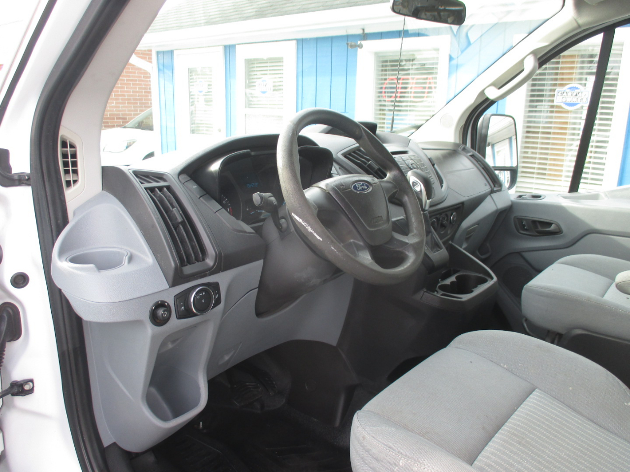 Ford Transit Cargo Van T-150 130" Low Rf 8600 GVWR Swing-Out RH Dr 2015