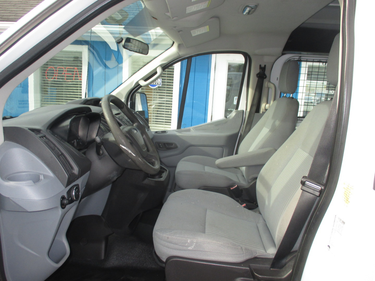 Ford Transit Cargo Van T-150 130" Low Rf 8600 GVWR Swing-Out RH Dr 2015