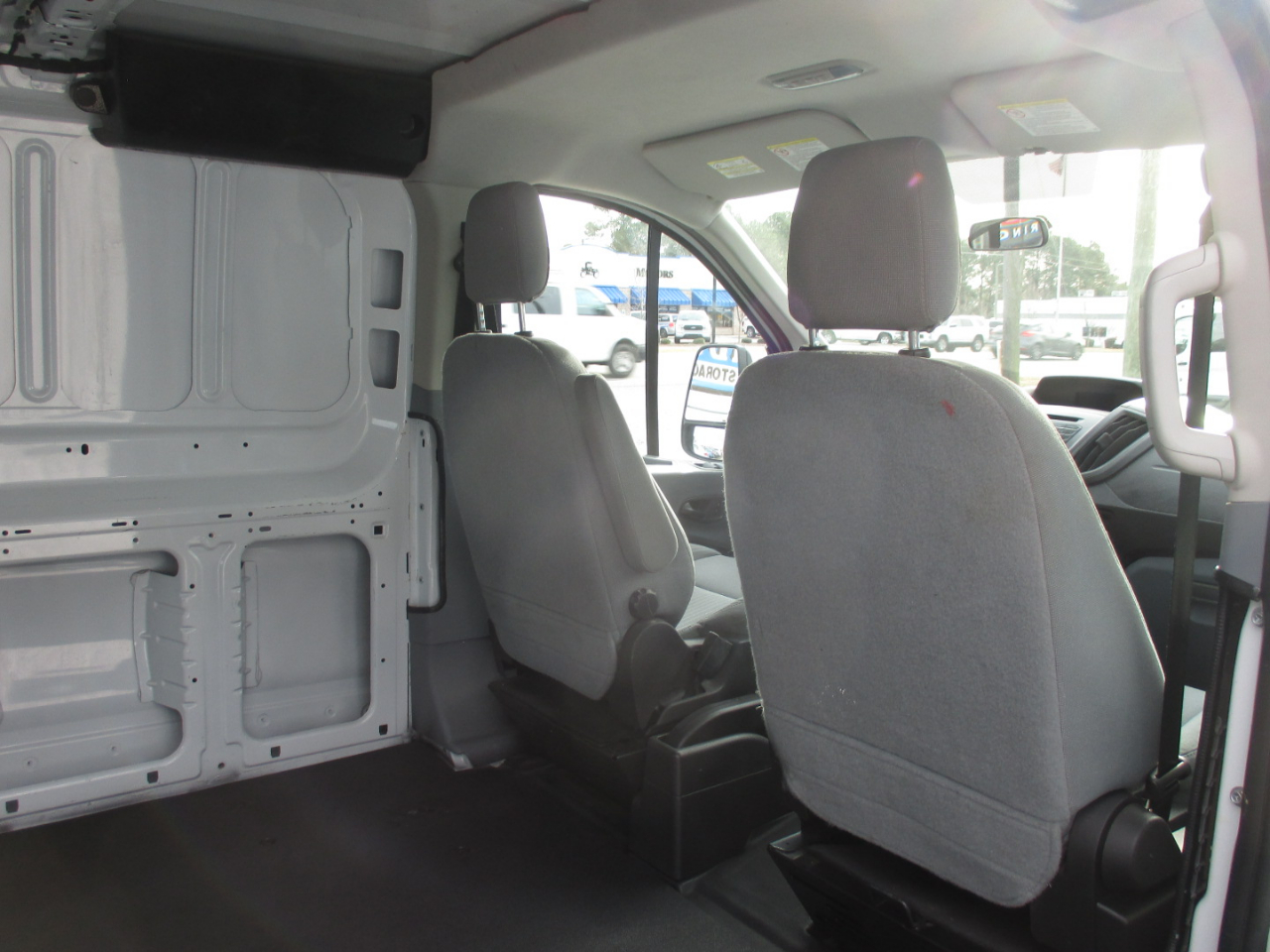 Ford Transit Cargo Van T-150 130" Low Rf 8600 GVWR Swing-Out RH Dr 2015