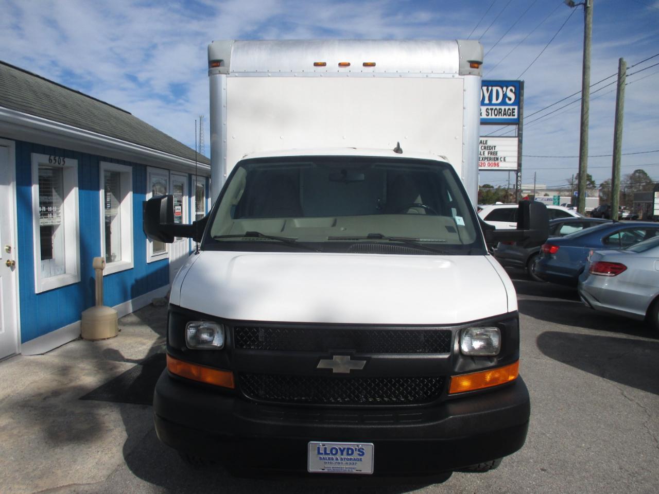 Chevrolet Express Commercial Cutaway 3500 Van 139" 2016