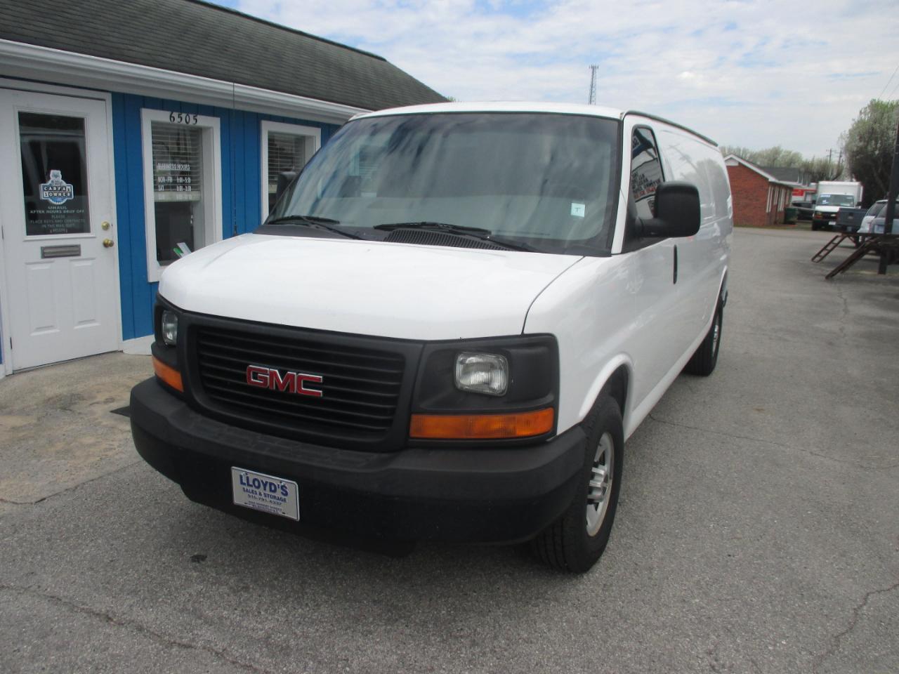 2014 GMC Savana Cargo Van RWD 2500 155"