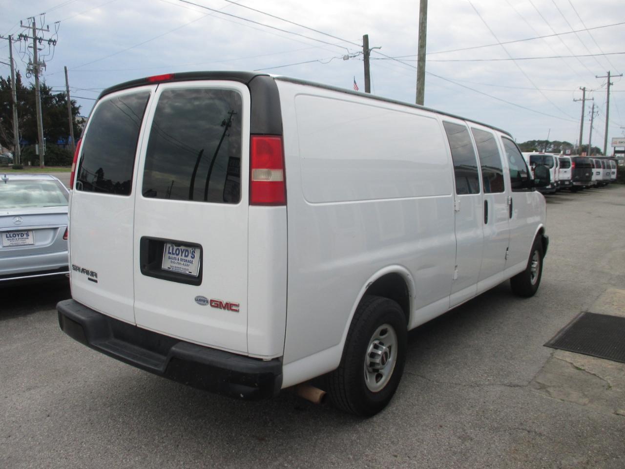 GMC Savana Cargo Van RWD 2500 155" 2014