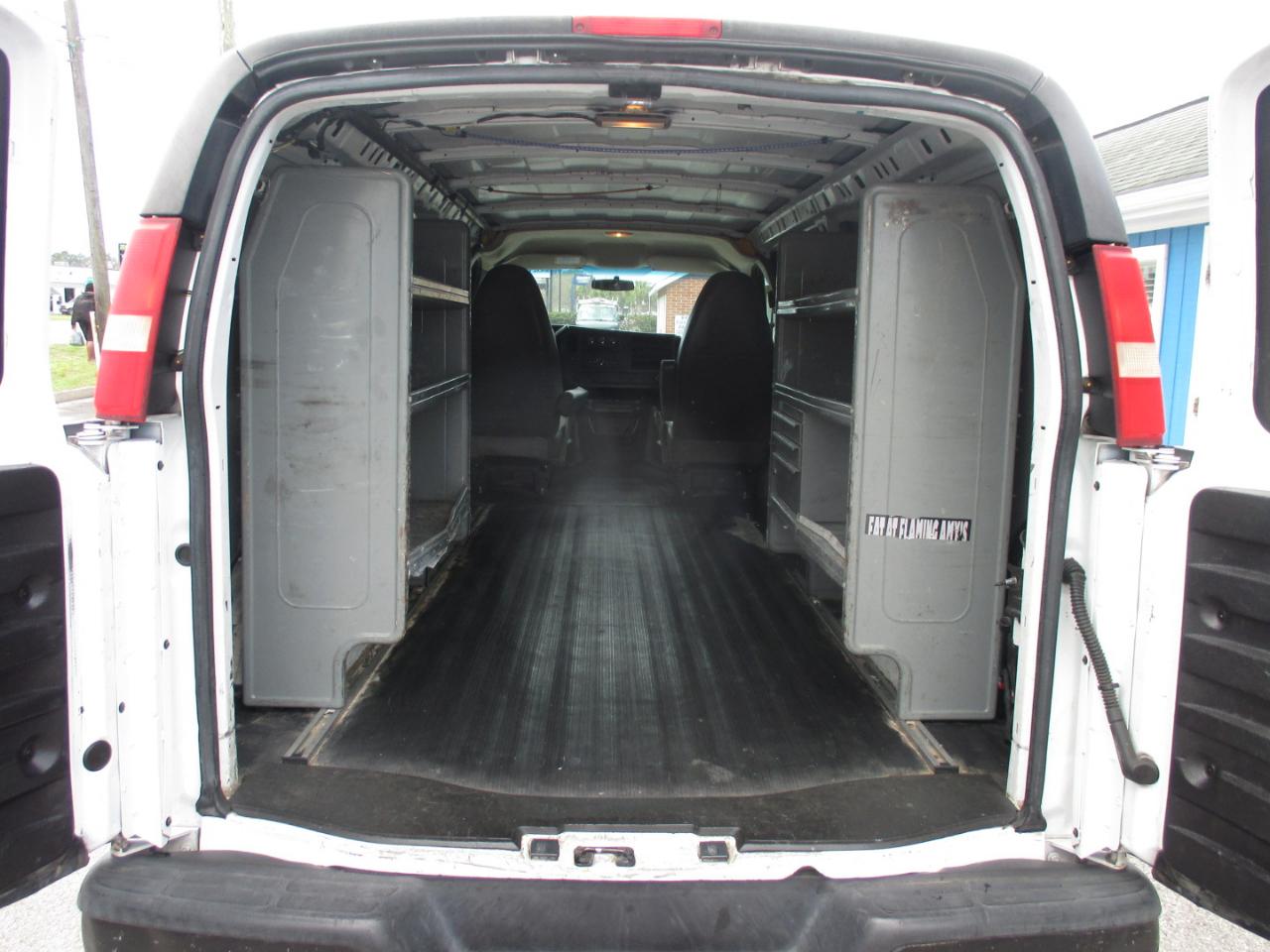 GMC Savana Cargo Van RWD 2500 155" 2014