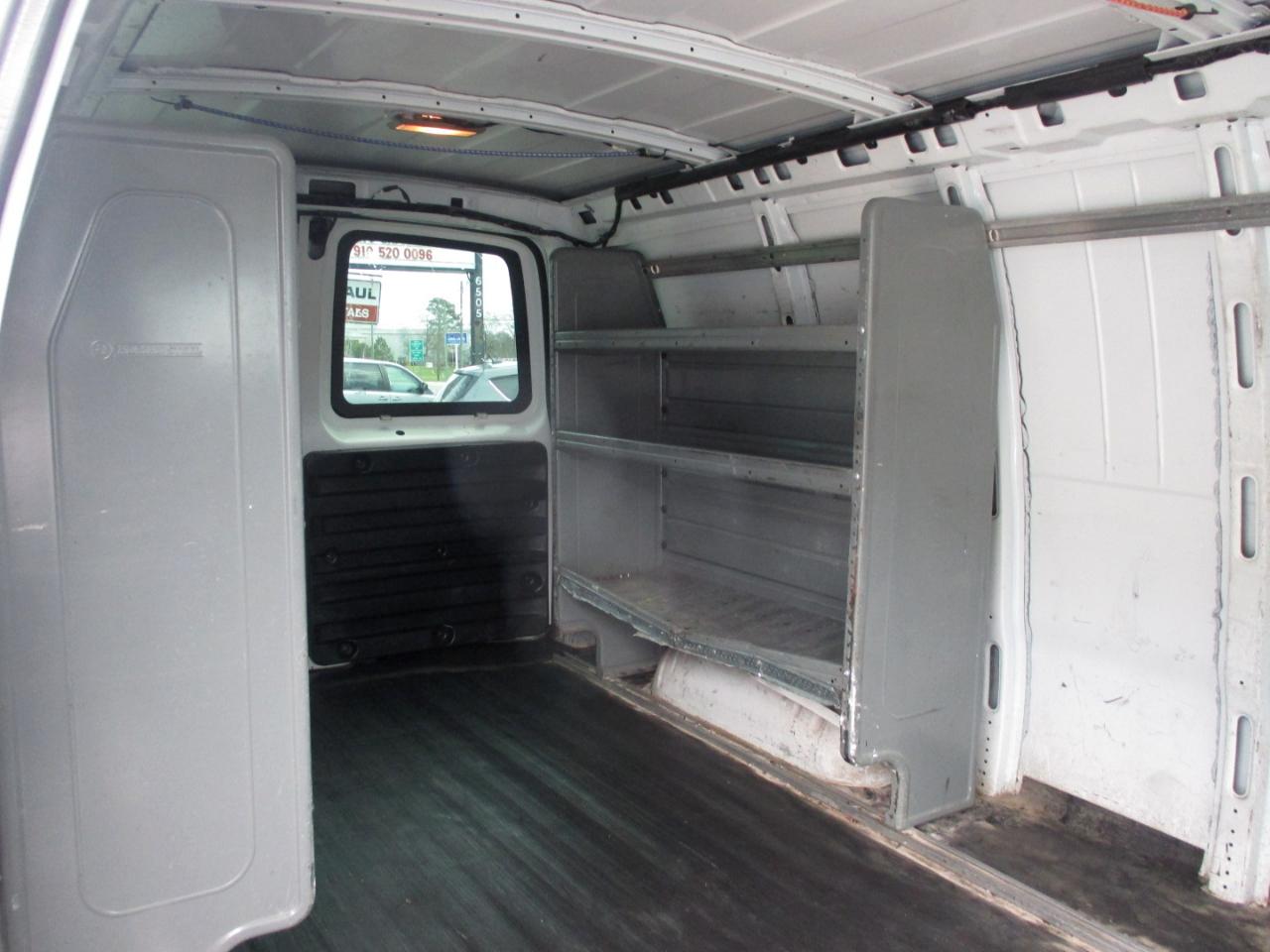 GMC Savana Cargo Van RWD 2500 155" 2014