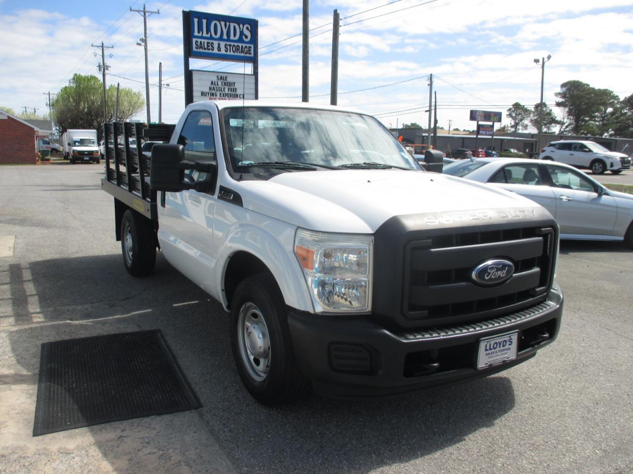 Ford Super Duty F-250 SRW 2WD Reg Cab 137" XL 2016