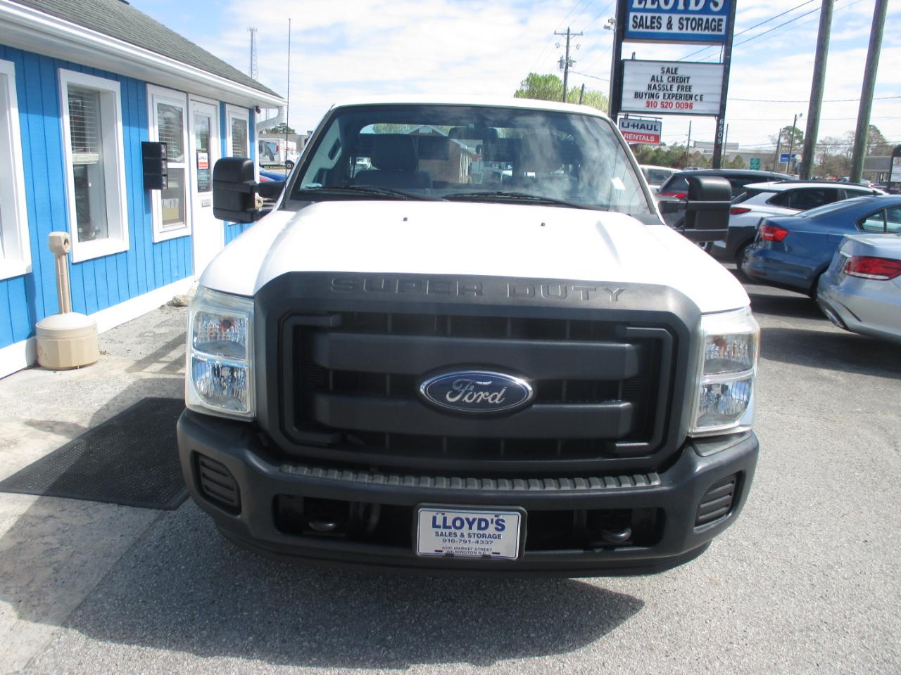 Ford Super Duty F-250 SRW 2WD Reg Cab 137" XL 2016