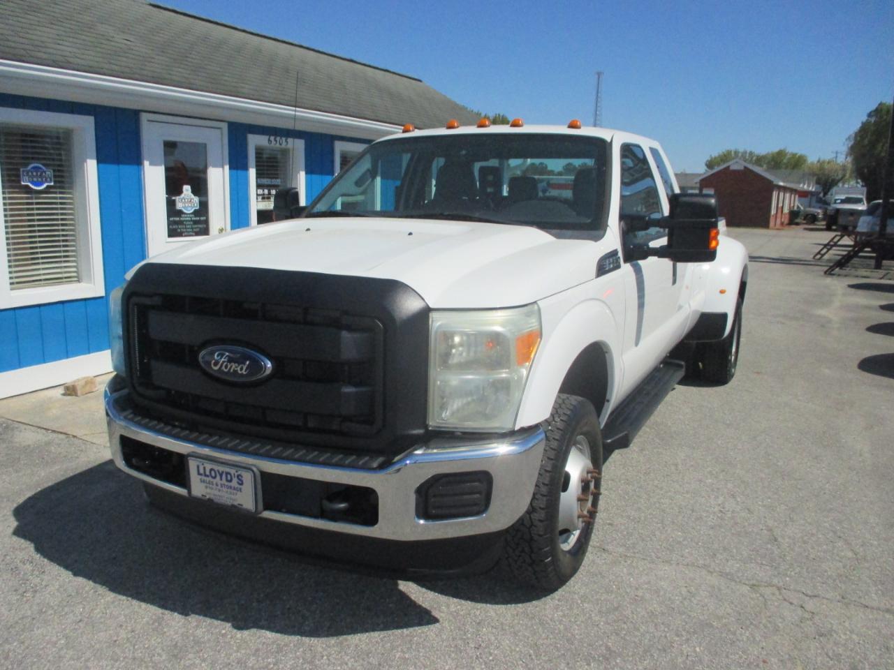 2016 Ford Super Duty F-350 DRW 4WD SuperCab 158" Lariat