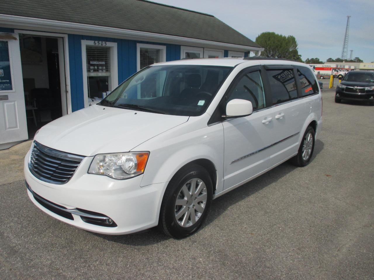 Chrysler Town & Country 4dr Wgn Touring 2016