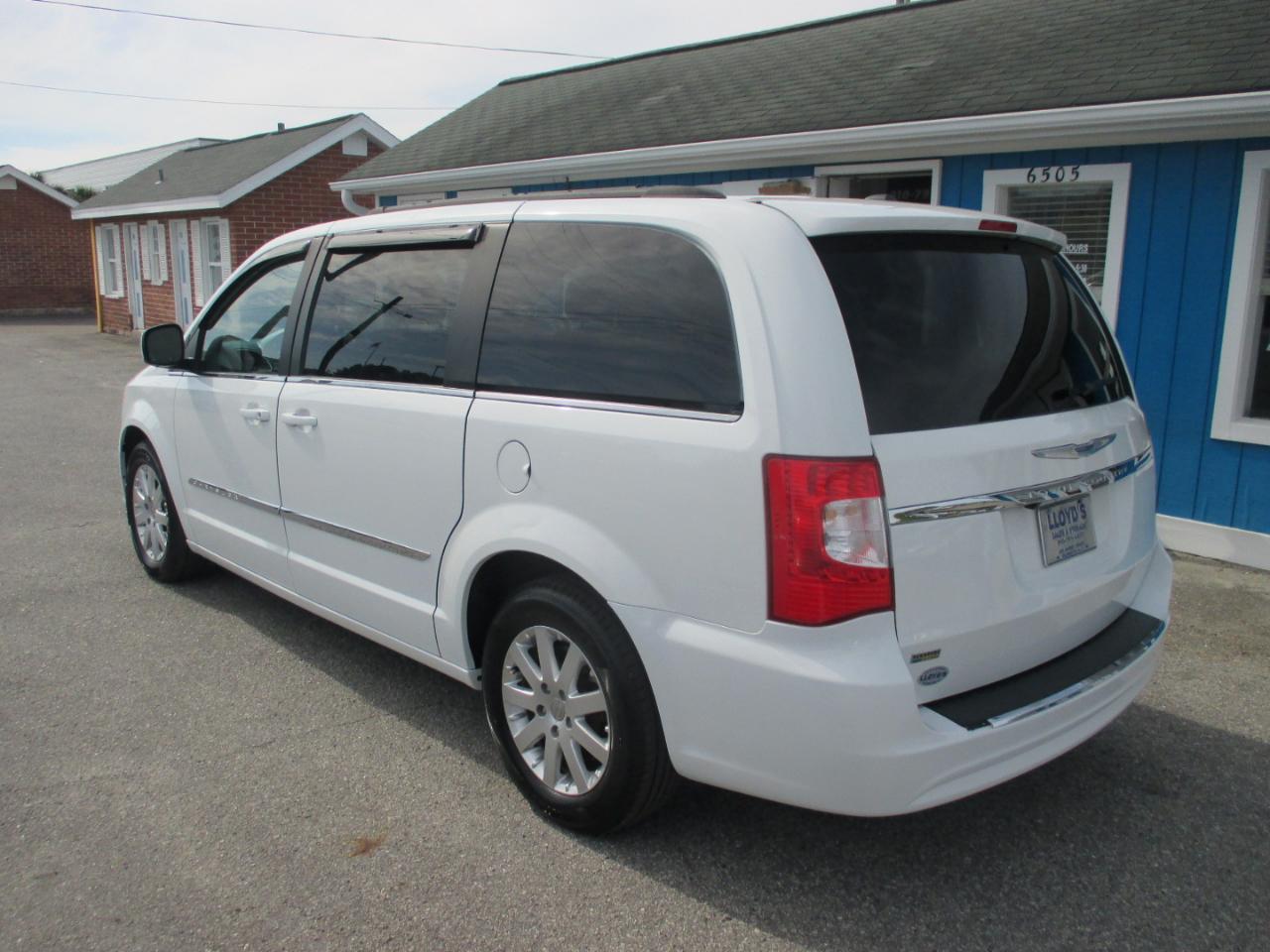 Chrysler Town & Country 4dr Wgn Touring 2016