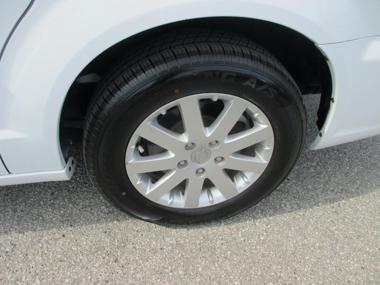 Chrysler Town & Country 4dr Wgn Touring 2016