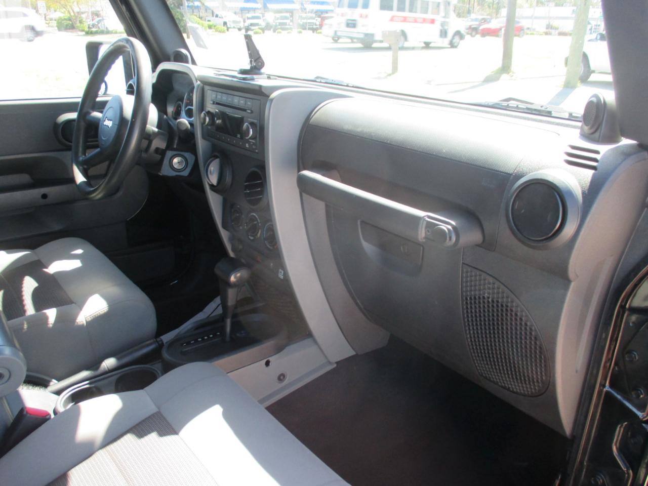 Jeep Wrangler 4WD 2dr Sport 2010