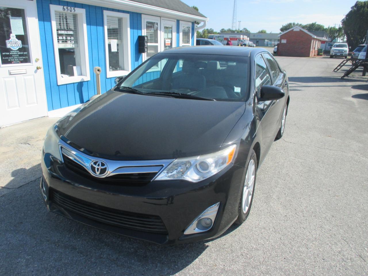 2014 Toyota Camry 2014.5 4dr Sdn I4 Auto XLE (Natl)
