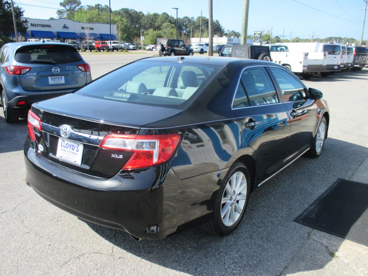 Toyota Camry 2014.5 4dr Sdn I4 Auto XLE (Natl) 2014
