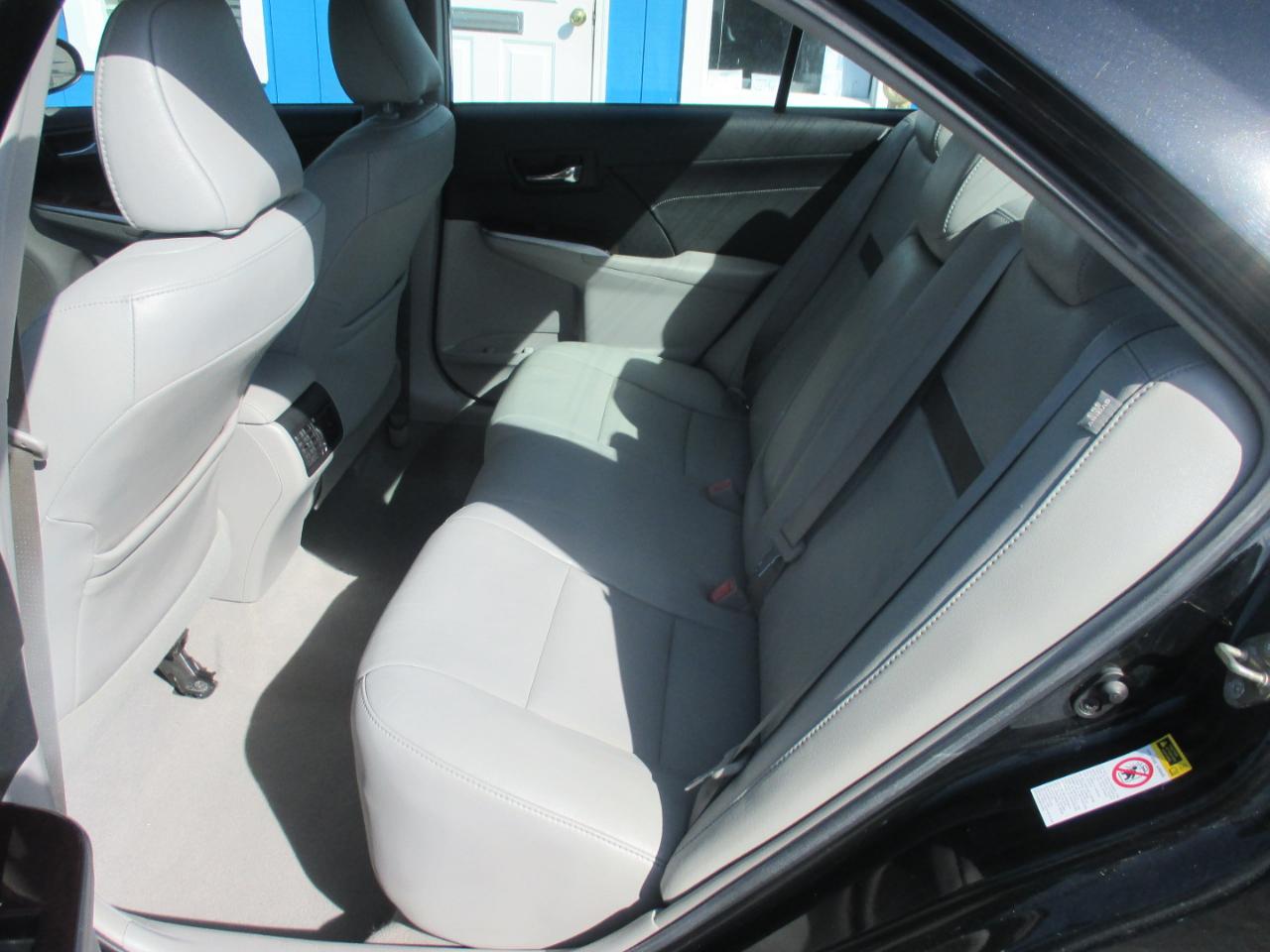 Toyota Camry 2014.5 4dr Sdn I4 Auto XLE (Natl) 2014