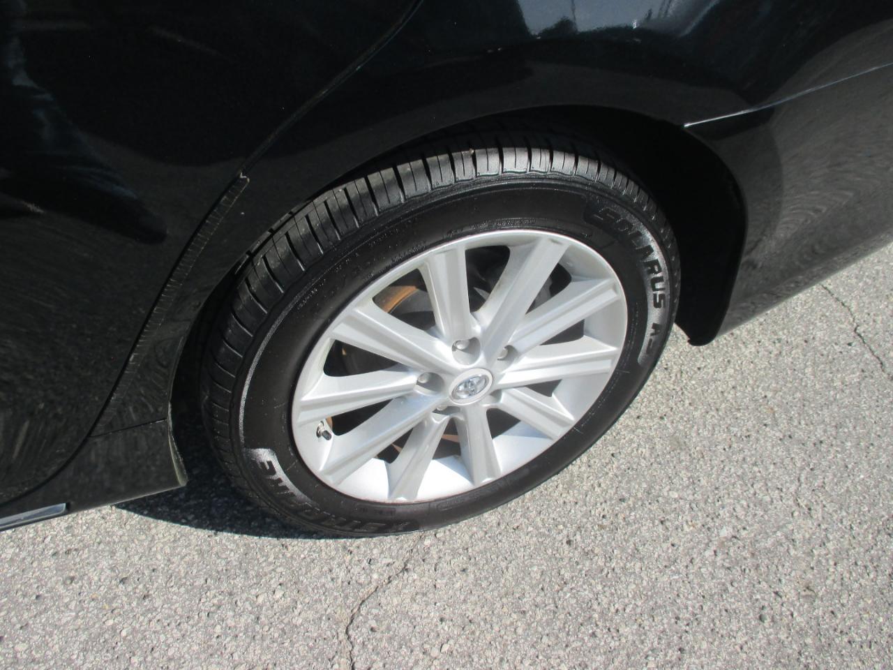 Toyota Camry 2014.5 4dr Sdn I4 Auto XLE (Natl) 2014