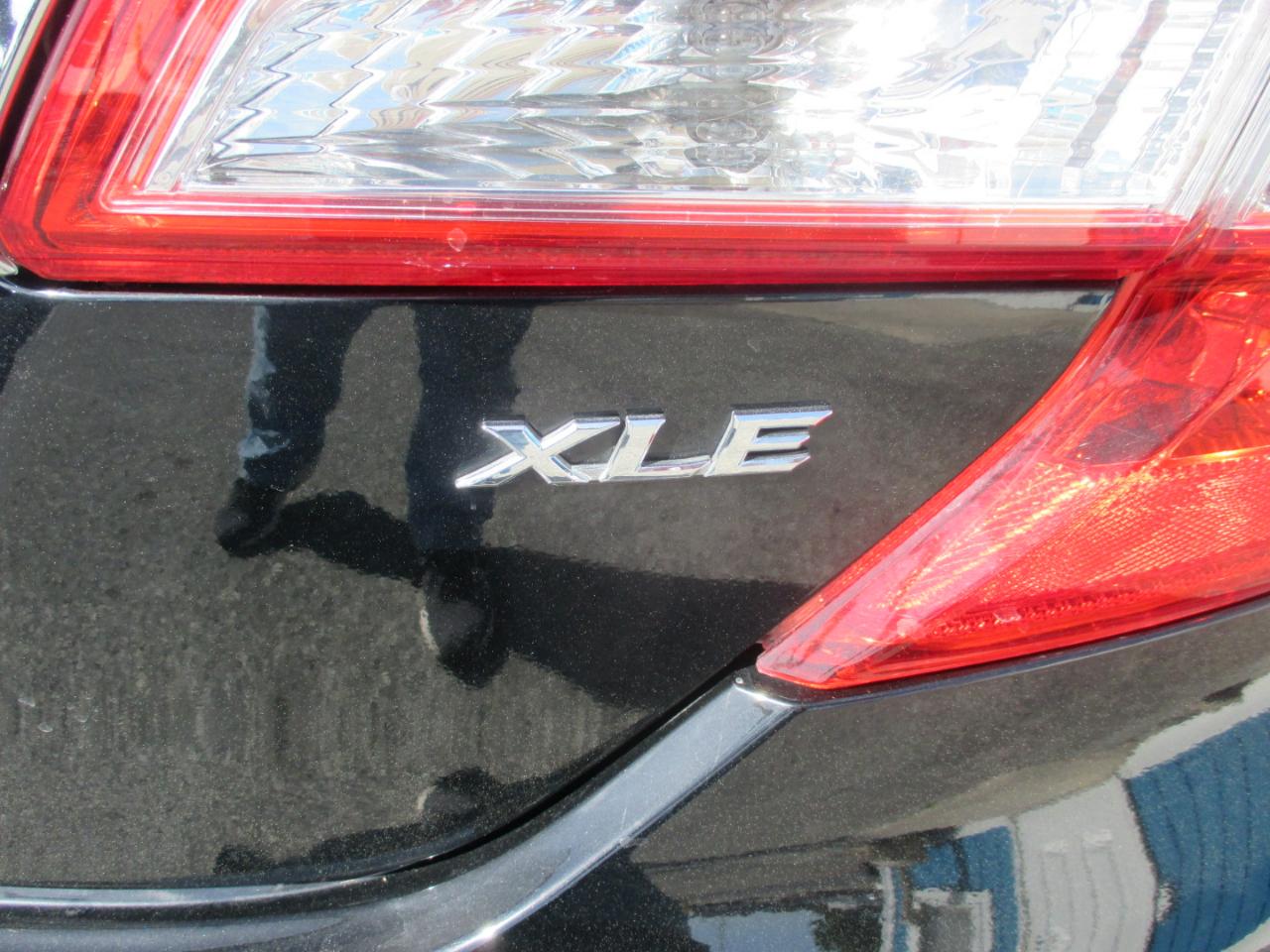 Toyota Camry 2014.5 4dr Sdn I4 Auto XLE (Natl) 2014