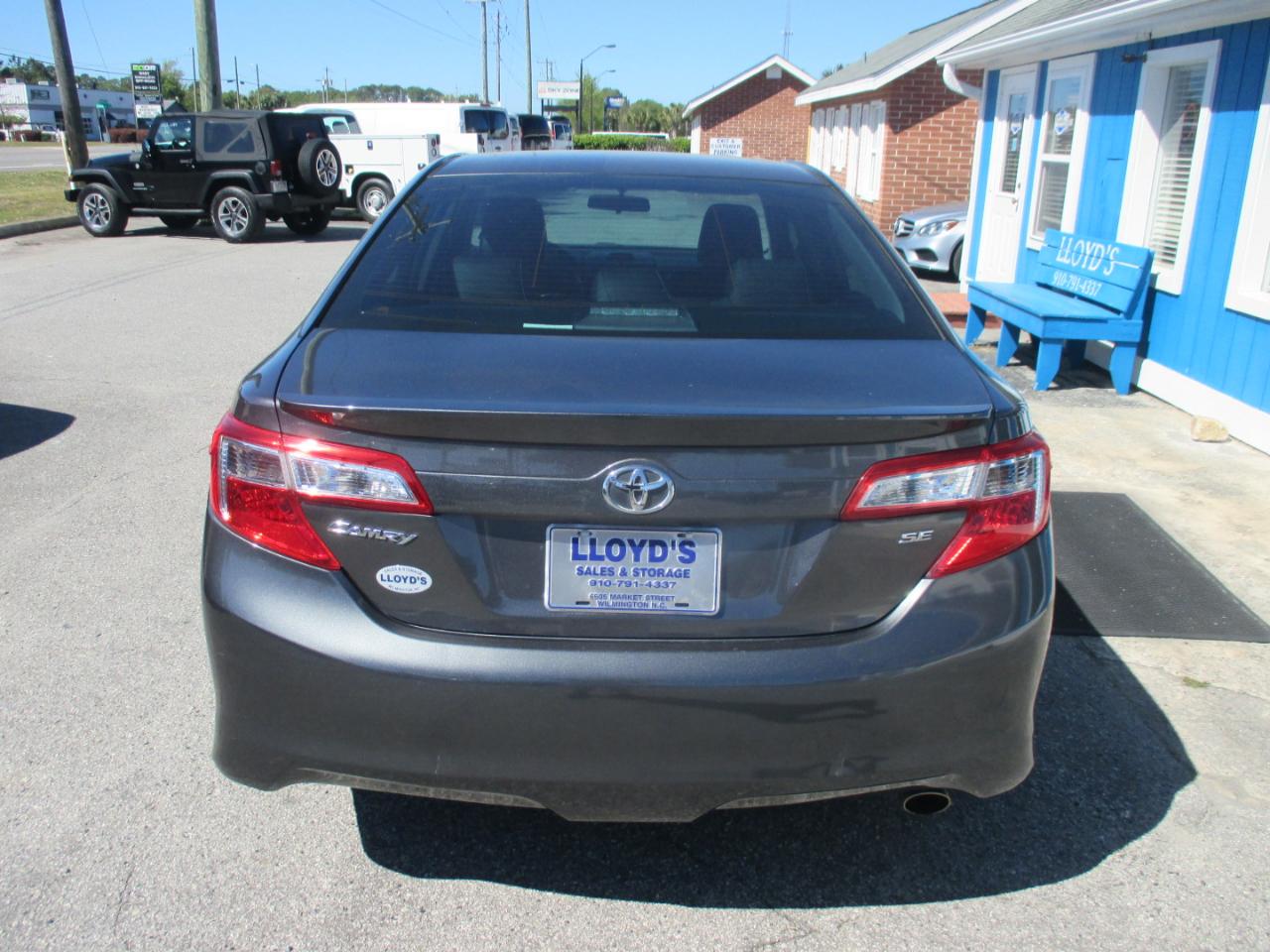 Toyota Camry 2014.5 4dr Sdn I4 Auto SE Sport (Natl) 2014