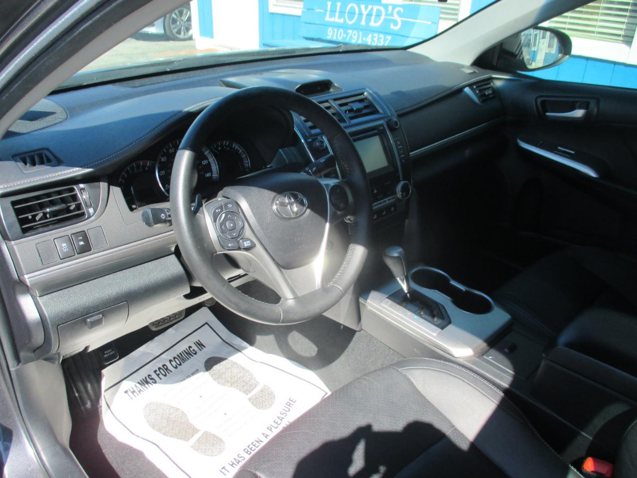 Toyota Camry 2014.5 4dr Sdn I4 Auto SE Sport (Natl) 2014