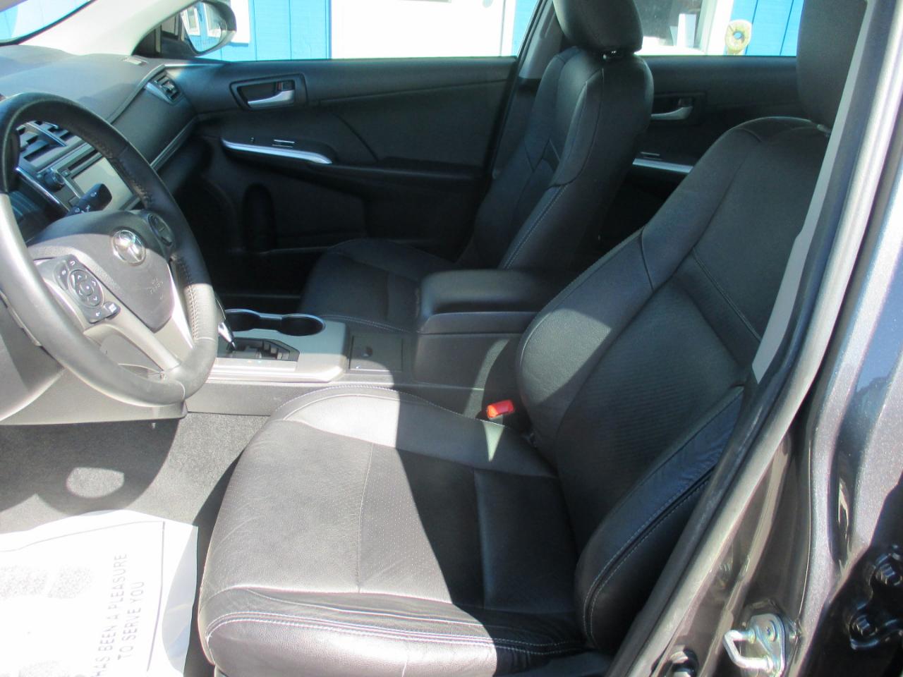 Toyota Camry 2014.5 4dr Sdn I4 Auto SE Sport (Natl) 2014