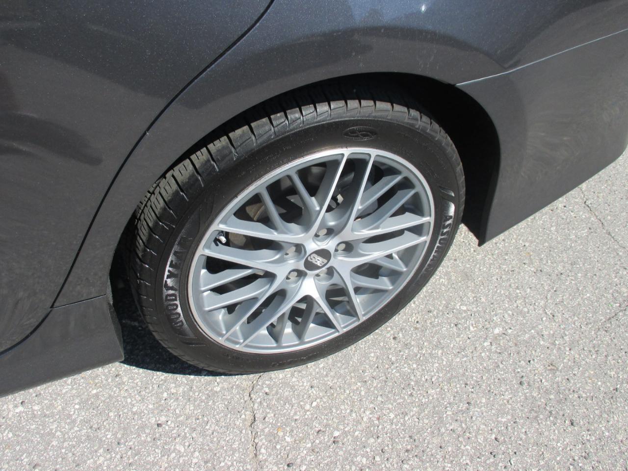 Toyota Camry 2014.5 4dr Sdn I4 Auto SE Sport (Natl) 2014