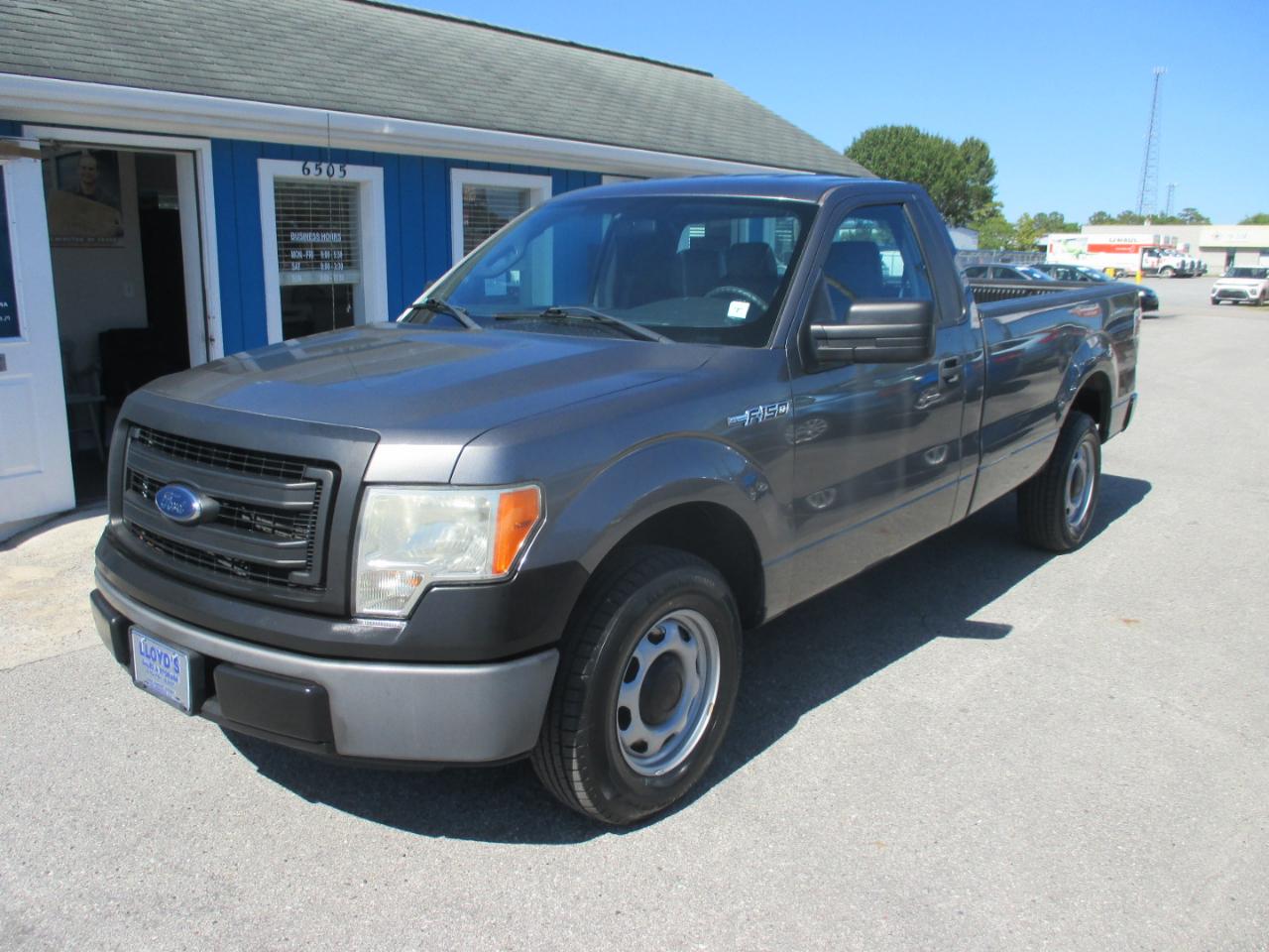 Ford F-150 2WD Reg Cab 126" XL 2014