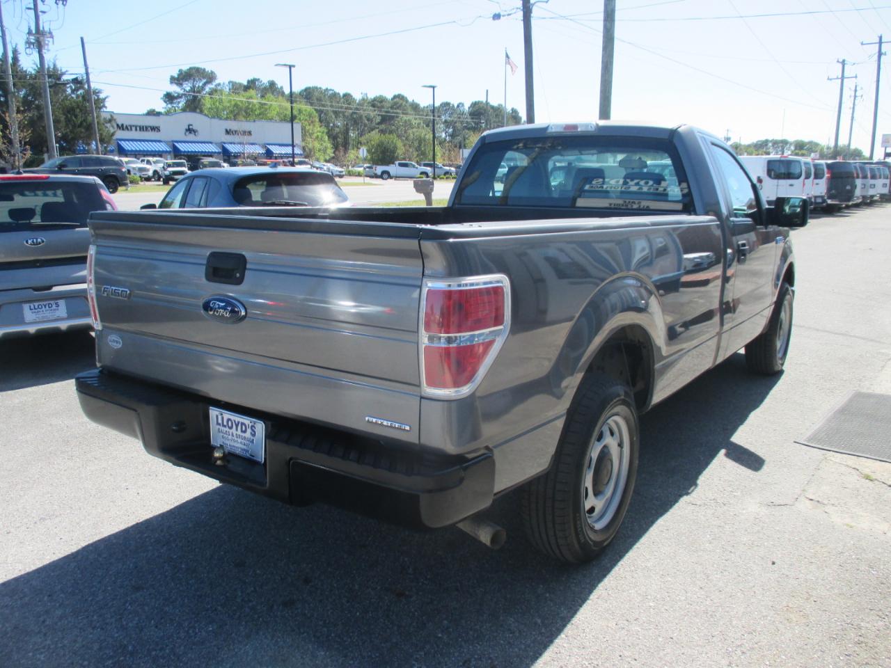 Ford F-150 2WD Reg Cab 126" XL 2014
