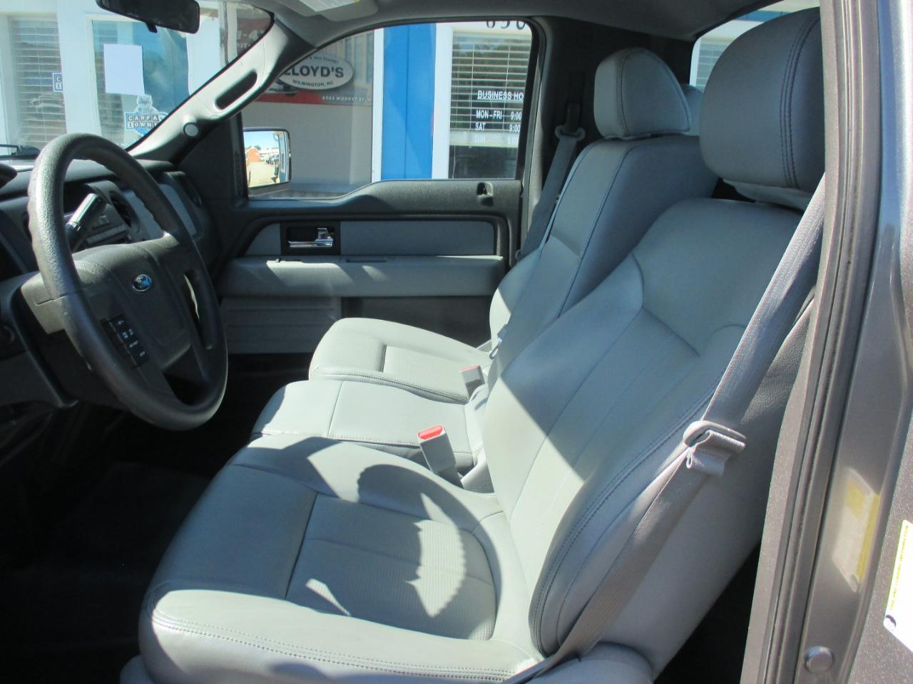 Ford F-150 2WD Reg Cab 126" XL 2014