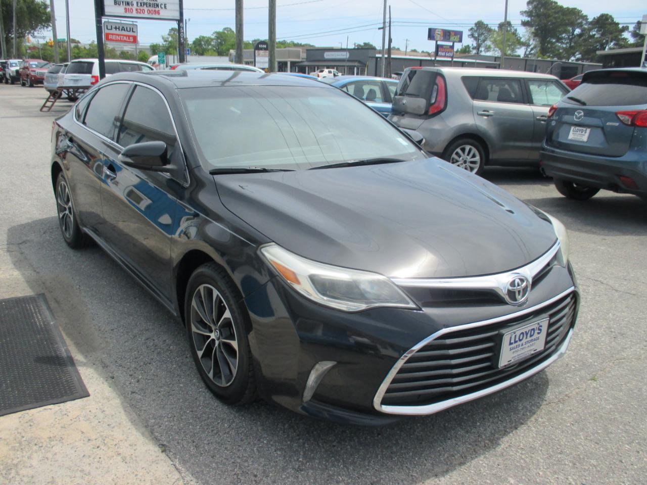 Toyota Avalon 4dr Sdn XLE Premium (Natl) 2016