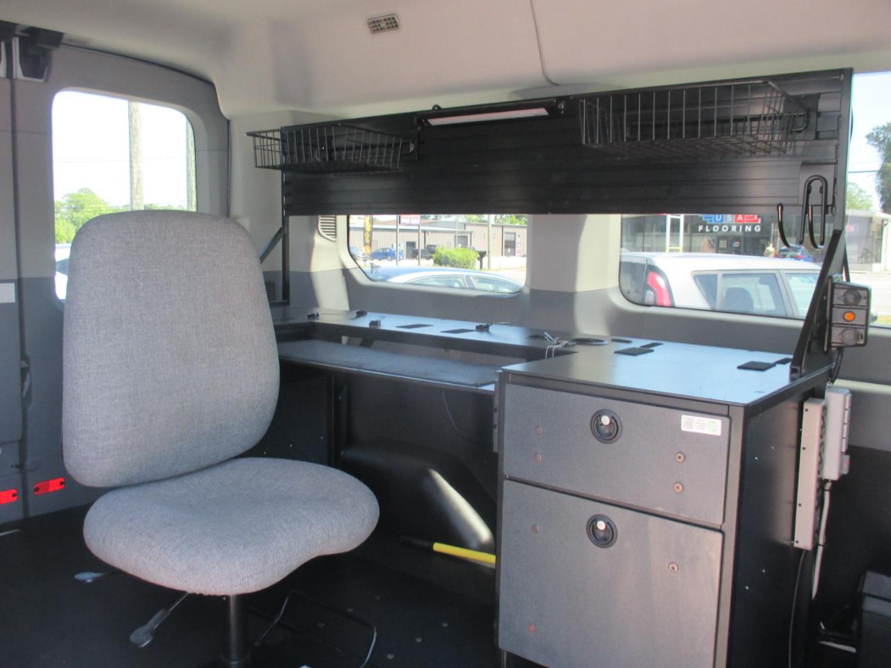 Ford Transit Wagon T-150 130" Med Roof XLT Sliding RH Dr 2017