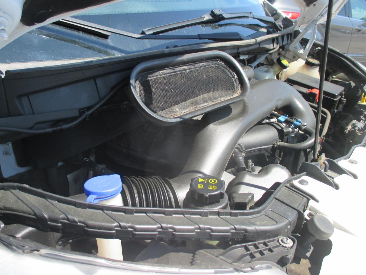 Ford Transit Wagon T-150 130" Med Roof XLT Sliding RH Dr 2017