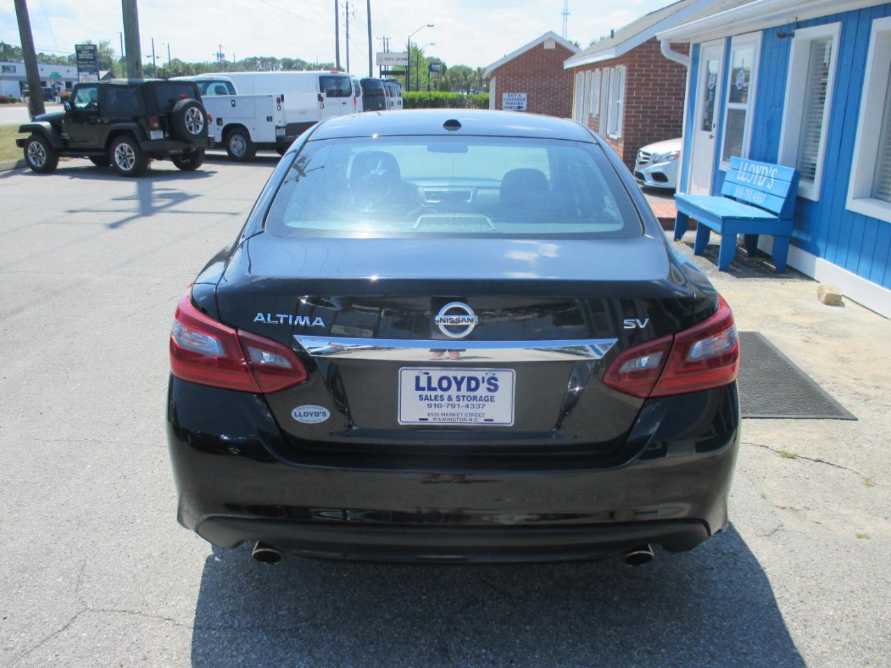 Nissan Altima 2.5 SV Sedan 2018