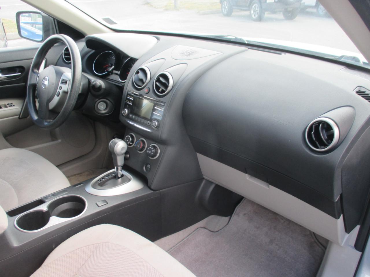 Nissan Rogue Select FWD 4dr S 2015