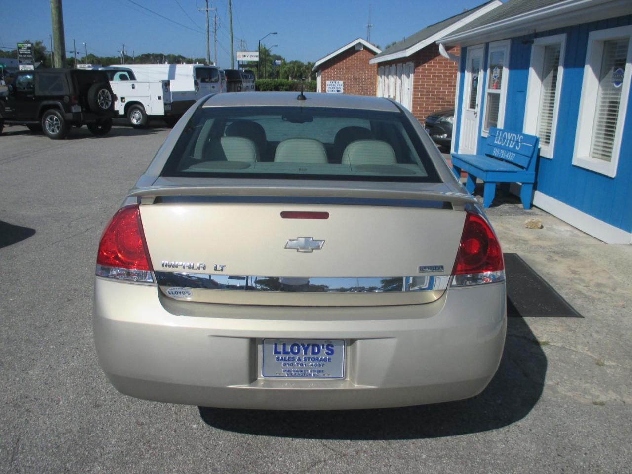 Chevrolet Impala 4dr Sdn LT Retail 2011