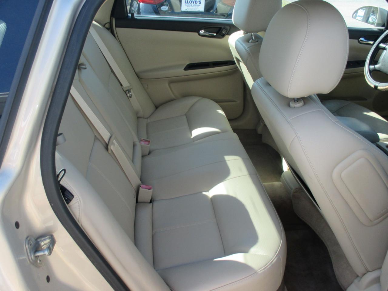 Chevrolet Impala 4dr Sdn LT Retail 2011