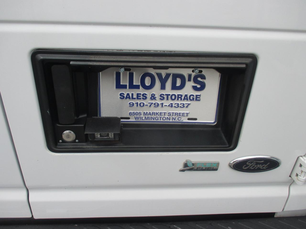 Ford Econoline Cargo Van E-150 Recreational 2010