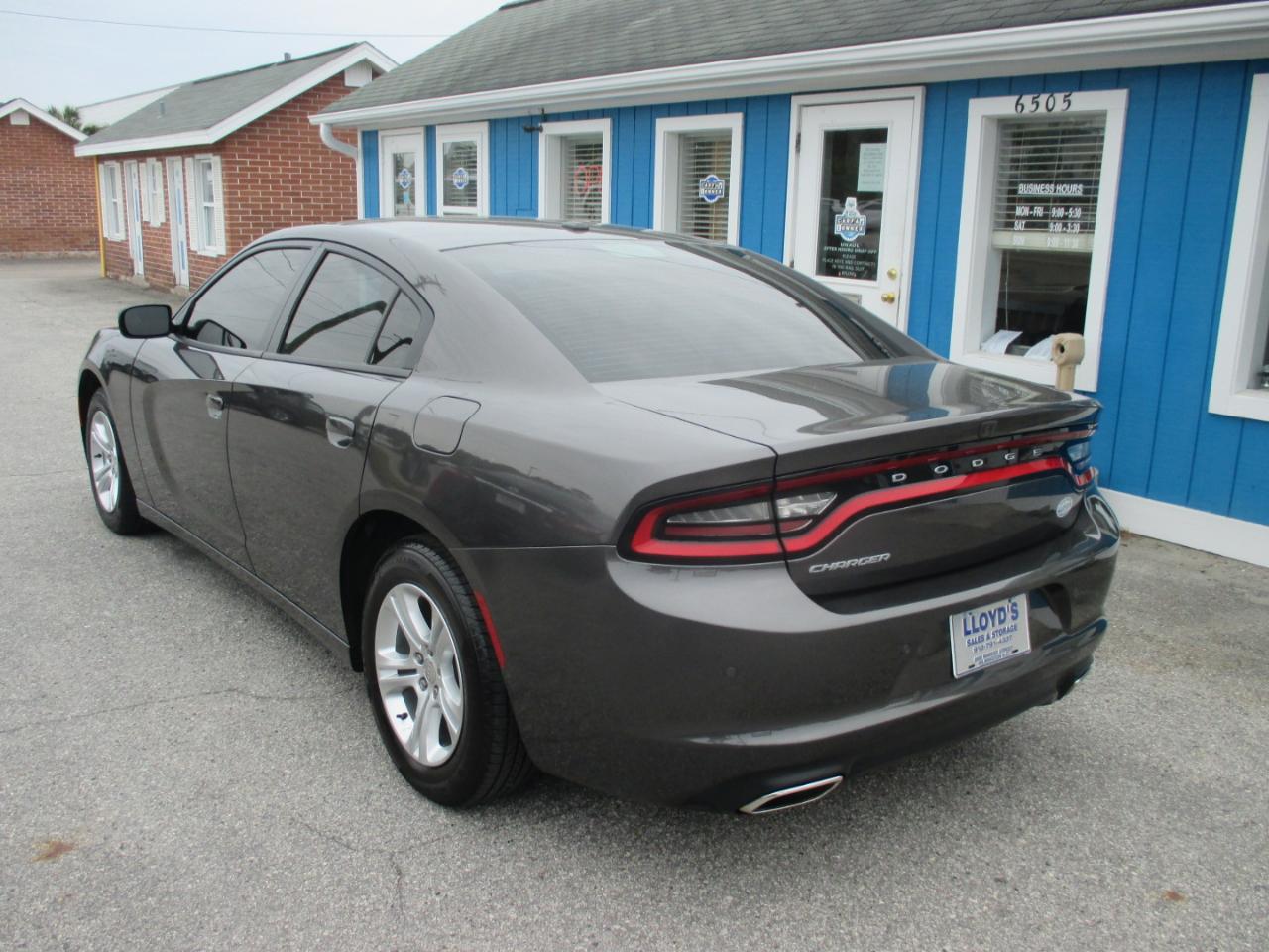 Dodge Charger SXT RWD 2021