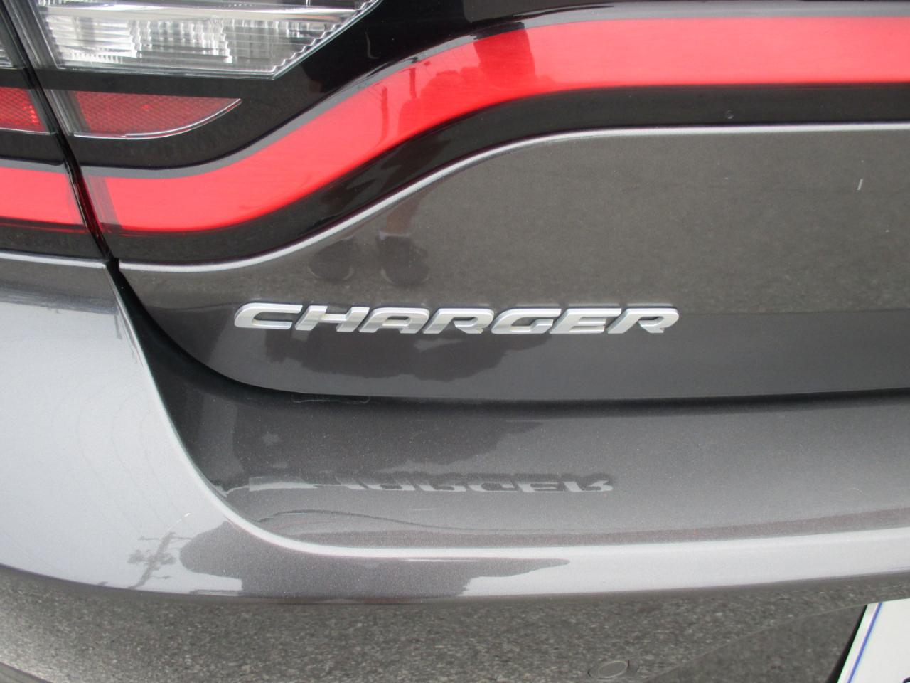 Dodge Charger SXT RWD 2021