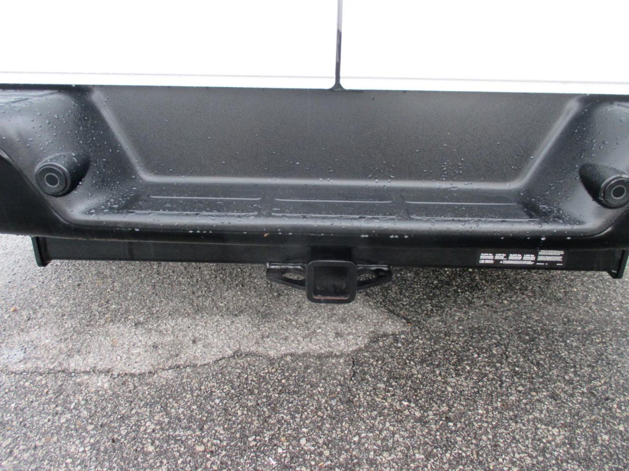 Chevrolet Express Passenger RWD 3500 155" LS 2022